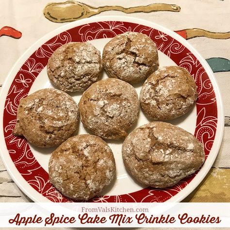 Recipes Using Spice Cake, Spice Cake Mix Cookies, Cake Mix Crinkle Cookies, Applesauce Spice Cake, Crinkle Cookies Recipe, Apple Spice Cake, Applesauce Cake, Good Recipes, Blood Drive