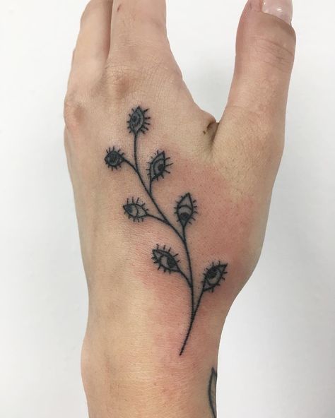 Non-Electric Tattoos on Instagram: “Flash from this weekend’s promo ✨ Thank you so much Amber!! #handpoked . . . . . #machinefreetattoo #machinefree #handpoke #stickandpoke…” Red And Black Small Tattoo, Flash Hand Tattoo, Hand Filler Tattoos, Hand Poke Tattoo Designs, Stick And Poke Flash, Hand Stick And Poke Tattoo, Stick N Poke Ideas, Small Filler Tattoo Ideas, Simple Linework Tattoos