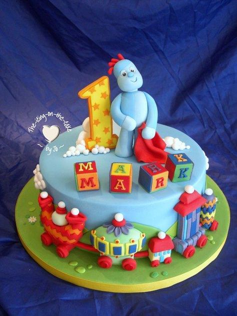 Iggle Piggle, in the night garden theme cake - Cake by icingbyjo Garden Theme Cake, Garden Birthday Cake, Iggle Piggle, Lily Cake, Boys 1st Birthday Cake, In The Night Garden, The Night Garden, Garden Cake, Garden Cakes