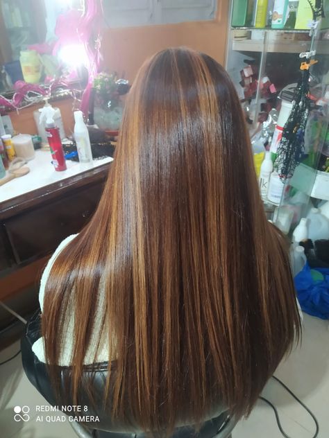 Long hair with highlights Long Hair With Highlights, Long Hair Highlights, Brown Hair With Caramel Highlights, Hair With Highlights, Caramel Highlights, Hot Hair Styles, Super Long Hair, Beautiful Long Hair, Color Hair