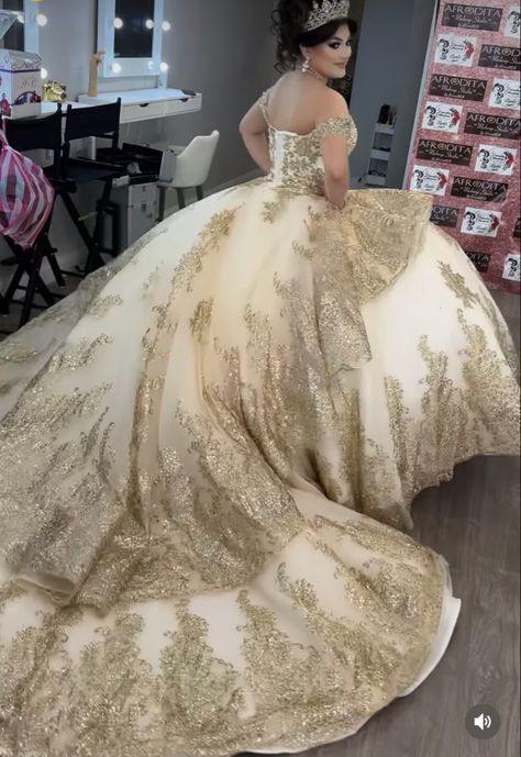 Gold And Champagne Quinceanera Dresses, Beige And Gold Quinceanera Dress, Quinceanera Dress Champagne, Cream And Gold Quinceanera Dress, White With Gold Quinceanera Dresses, Gold Champagne Quinceanera Dress, Cream Color Quinceanera Dress, Tan Quinceanera Dresses, Quinceanera Dresses Cream