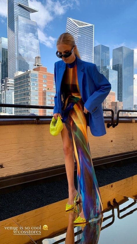 Cobalt Blue Outfit, Paola Style, Cobalt Blue Top, Leonie Hanne, Half Jacket, David Koma, The Big Apple, Event Outfit, Just Style