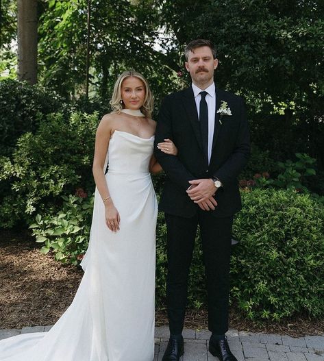 I absolutely adore how brides personalise their gowns to reflect their unique style! Here’s a stunning example with the Viviana gown – the sleeves have been removed, and a chic neck scarf added to create a truly elegant transformation. If you’re looking to explore more of Jenny Yoo’s beautiful designs (and this Viviana), we have 16 exquisite gowns ready for you to try on. And as a special treat, we’re offering 15% off any wedding dress purchased in August. Plus, your appointment is comple... Scarf For Wedding Dress, Wedding Dresses Neck Scarf, Bride Neck Scarf, Wedding Dress Scarf Neck, Wedding Dresses With Neck Scarf, Wedding Dresses With Scarf, Wedding Scarf Brides, Wedding Neck Scarf, Wedding Dress Neck Scarf