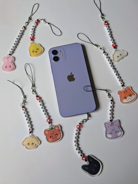 Suer cute Ateez Aniteez inspired phone case charms Kpop Freebies Ideas, Gift Registry, Birthday Gifts, Phone Cases, Gift Card, Accessory Gift, Electronic Accessories, Paper Party Supplies, My Style