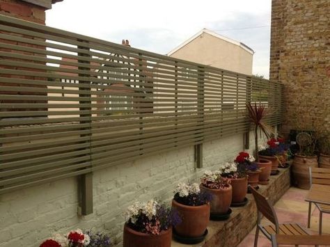 Slatted Fence, Slatted Fence Panels, Small Urban Garden, Garden Fence Panels, Privacy Landscaping, Garden Privacy, Back Garden Design, Garden Screening, Walled Garden