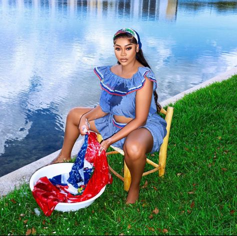 Haitian Photoshoot Ideas, Haitian Flag Day Photoshoot, Haitian Photoshoot, Thanksgiving Outfits Women Black, Haitian Dress, Haitian Flag Day, Haitian Clothing, Haiti History, Haitian Women