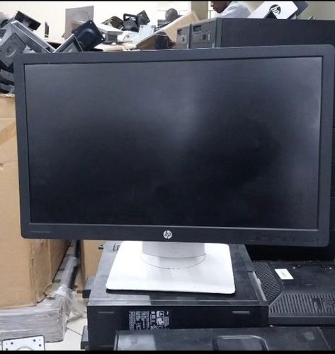 HP EliteDisplay E232 23" Widescreen HDMI LED Monitor 1920x1080 Grade A Adjustable Stand Features & details 23-inch IPS with LED backlight. Resolution: 1920x1080 @ 60Hz. Aspect ratio: 16:9. Viewable image area (diagonal) 58.42 cm (23 in) widescreen. Viewing angle: Up to 178° horizontal/178° vertical (typical). Input Connectors: 1x DisplayPort 1.2; 1x HDMI; 1x VGA. HDCP support on DisplayPort and HDMI. USB Ports: (3x) USB 2.0 (two downstream and one upstream). Product information Summary Stand... Led Backlight, Aspect Ratio, 16 9, Led