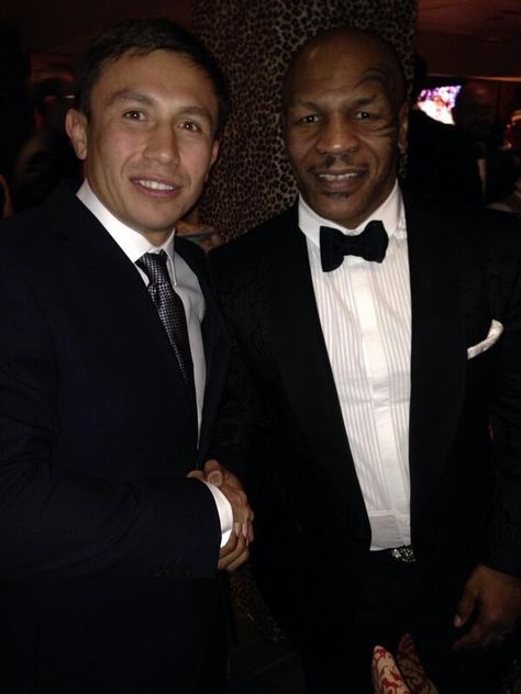 GGG / Mike Tyson Gennady Golovkin, Mma Training, Mike Tyson, Sports Basketball, Training Tips, Print Pictures, Ufc, Boxing, Fashion Blog