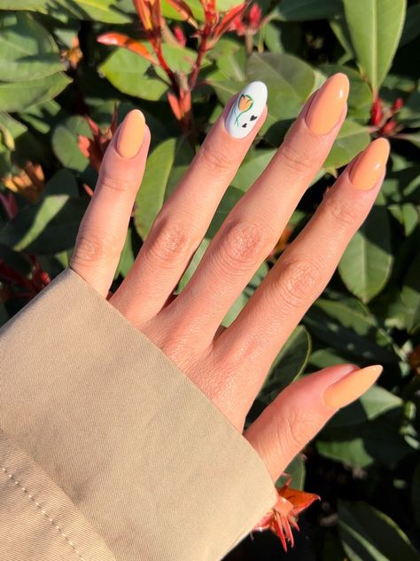 Tulip Nails, Flower Nail, Nail Styles, Flower Nail Art, Spring Has Sprung, Floral Nails, My Nails, Flower Nails, Nail Trends