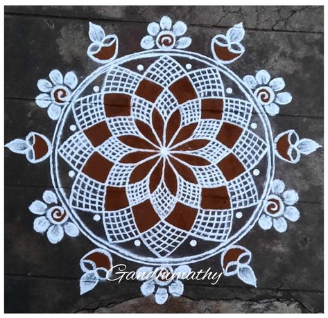 Rangoli Designs Latest Unique, Rangoli Designs Videos, Margazhi Kolam, Easy Rangoli Designs Videos, Very Easy Rangoli Designs, Rangoli Designs Simple Diwali, Rangoli Designs Photos, Rangoli Designs Simple, Easy Rangoli Designs Diwali