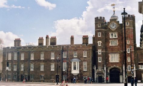 All of the Royals who live at St James’s Palace – Royal Central St James Palace, King William Iv, Chester Cathedral, St James's Palace, London Residence, Greenwich Park, Royal Palaces, Richmond Park, Hampton Court Palace