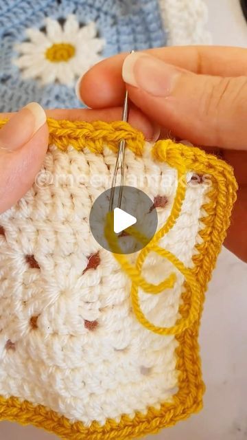 Invisible Join Granny Squares, How To Sew Granny Squares Together, Connecting Granny Squares, Crochet Help, Joining Crochet Squares, Invisible Join, Joining Granny Squares, Felted Crochet, My Granny