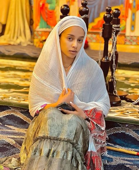 Eritrean Women, Orthodox Aesthetic, Girls Veiled, H R, Africa Style, Africa Fashion, Aesthetic Beauty, Orthodox Icons, East Africa