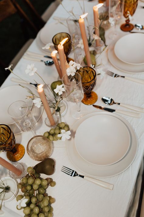 Classic and romantic wedding tablescape with grapes and pears and candles - Poise and Ivy Imagery Italian Dinner Party Tablescape Fall, Figs Wedding Decor, Fruit Table Scape Wedding, Wedding Table With Fruit, Grapes Wedding Decor, Grapes Table Decor, Pear Centerpieces, Italian Wedding Tablescape, Grape Tablescape