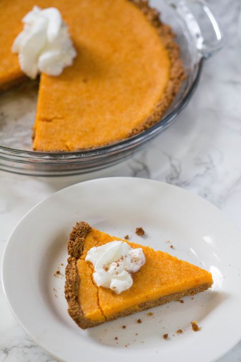 Eggnog Sweet Potato Pie, Sweet Potato Pie Recipe Easy, Cookie Dough Pie, Eggnog Pie, Healthy Thanksgiving Desserts, Flourless Chocolate Torte, Cream Pie Filling, Vanilla Wafer Crust, Vanilla Wafer