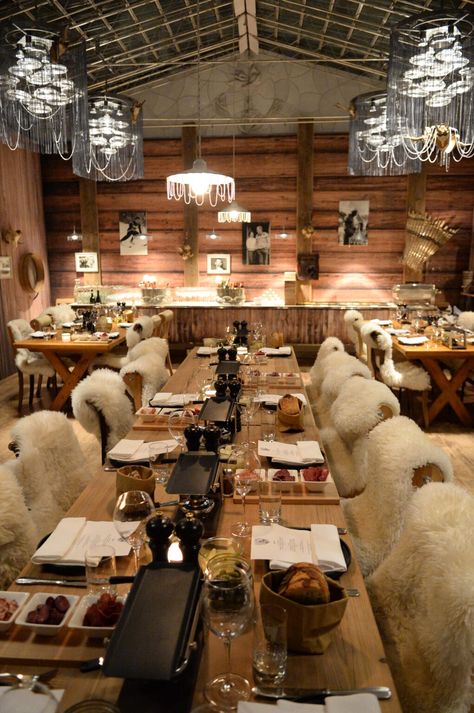 Chez Vrony Ruinart Raclette at Widder Hotel | SwissGlam.ch Raclette Table Setting, Cabin Party Aesthetic, Raclette Aesthetic, Table Raclette, Raclette Restaurant, Ski Lodge Bar, Lodge Bar, Lodge Restaurant, Lodge Aesthetic