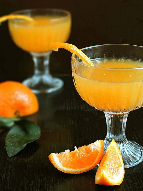 Tangerine Lemonade Traditional Indian Food, Tangerine Juice, Fresh Fruit Recipes, Pretty Drinks, Non Alcoholic Drinks, Indian Style, Fruit Recipes, Traditional Indian, Refreshing Drinks