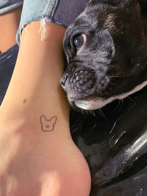 Dog Tattoo Boston Terrier, French Bulldog Small Tattoo, Small Boston Terrier Tattoo, Simple Boston Terrier Tattoo, Small Bulldog Tattoo, Frenchie Dog Tattoo, Dog Tattoo French Bulldog, Boston Terrier Tattoo Ideas, Delicate Dog Tattoo