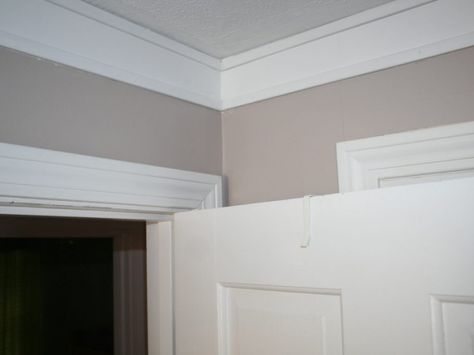 Create added dimension and 'ooh la la' factor in any room with this easy DIY project. Cheap Crown Molding, Cheap Crown, Faux Crown Moldings, Cheap Remodel, Ceiling Trim, Crown Moldings, Interior Painting, Interior Paint Colors, Kitchen Remodeling Projects