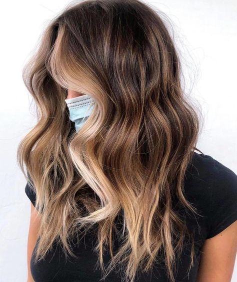 Caramel Hair Color, Hairstyles Balayage, Bronde Hair, Hair Color Caramel, Caramel Hair, Brown Hair Balayage, Hair Color And Cut, Hair Color Balayage, Brunette Hair