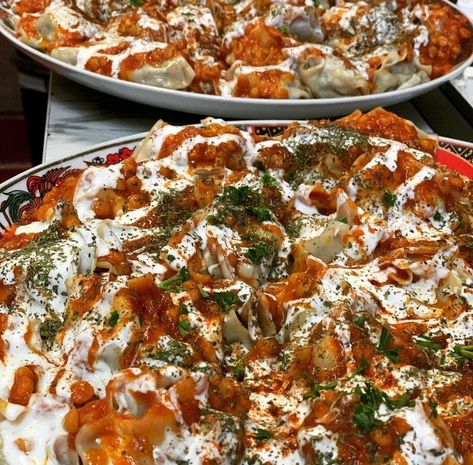 Famous Afghani hawasana Manto Caucasus Aesthetic, Mantu Recipe, Afghani Food, Afghan Food, Afghan Culture, Effective Study Tips, Ethnic Food, Healthy Sweets Recipes, Healthy Sweets