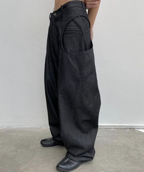 Japanese Workwear, Mode Kimono, Raw Denim, Streetwear Men Outfits, Mode Inspo, Pocket Jeans, Fitness Inspo, Three Dimensional, Fashion Inspo Outfits