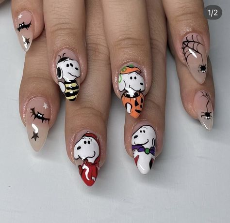 Halloween Nails Spider, Spiderweb Nails, Nails Spider, Snoopy Nails, Spider Nails, Nails Cartoon, Halloween Snoopy, Occasion Nails, Halloween Nails Diy