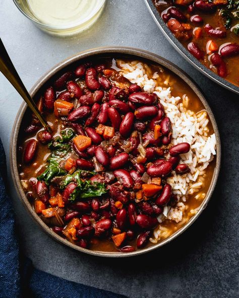 Vegetarian Red Beans And Rice Recipe, Red Beans And Rice Recipe Vegetarian, Vegetarian Red Beans And Rice, Red Beans Recipe, Red Beans And Rice Recipe, Recipes With Kidney Beans, Red Beans N Rice Recipe, Vegeterian Recipes, Red Beans And Rice