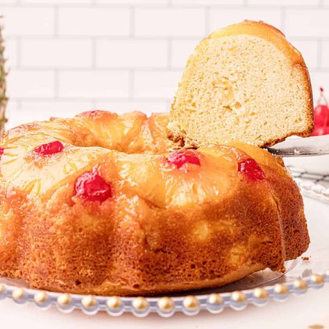 Pineapple Upside Down Bundt Cake Recipe, Pineapple Upside Down Bundt Cake, Pineapple Upside Down Bundt, Upside Down Bundt Cake, Cherry Pie Bites, Strawberry Upside Down Cake, Cake Mix Ingredients, Poke Cake Recipes, Country Cook