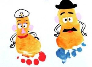 Footprint Potato Heads.  Mr Potato Head and Mrs. Potato Head.  Great hats! Quotes Daughter, Quotes Sister, Toy Story Crafts, Marley Quotes, Quotes Mother, Crafty Morning, Pumpkin Craft, Footprint Crafts, Baby Art Projects