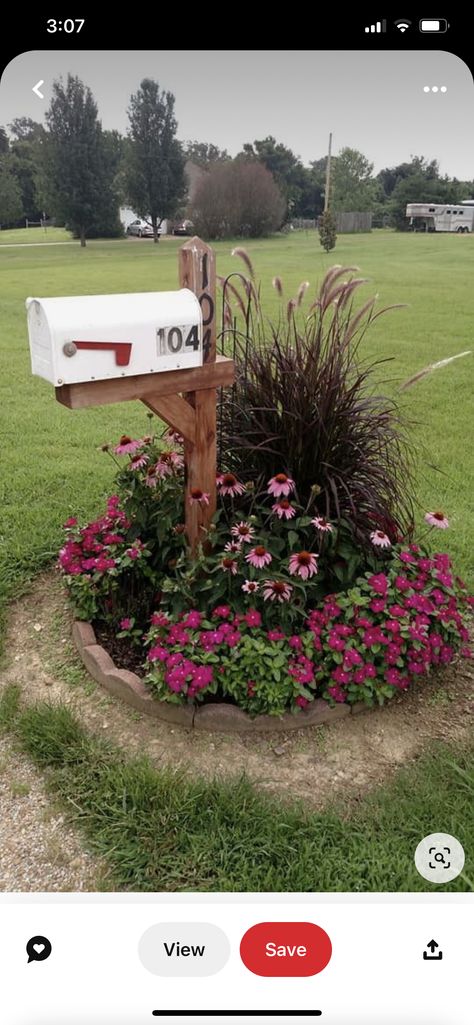 Mailbox Landscaping Ideas, Mailbox Flowers, Mailbox Garden, Mailbox Landscaping, Tattoo Plant, Small Front Porch, Mailbox Decor, Front Yard Garden Design, Landscaping With Large Rocks