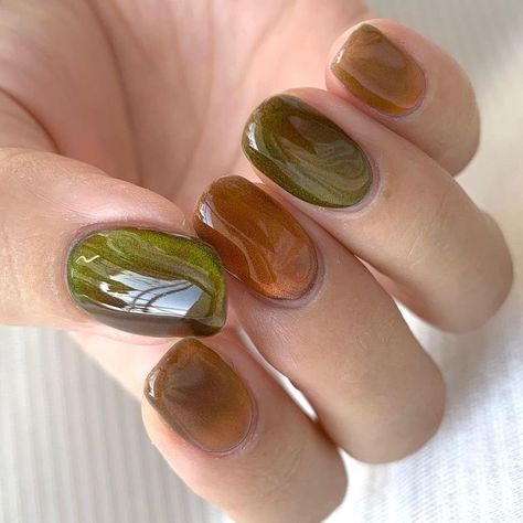 Moss Agate Nails, Clear Tip Nails, Green And Brown Nails, Nails For Autumn, Chasing Daisies, Autumn Green, September Nails, Hippie Nails, Instagram Autumn