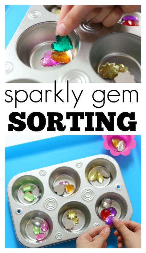 Sorting is an important skill for children to develop because it helps make sense of their world. This shape sorting tray is a fun way to develop it. Teach Colors, Shape Activities Preschool, Social Stories Preschool, Math Activities For Kids, Preschool Resources, Graphing Activities, Shapes Preschool, Life Skills Special Education, Math Manipulatives