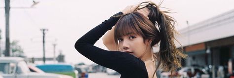 Lisa Header, Twitter Header, Lalisa Manoban, Sunflower, Lily, Layout, On Twitter, Twitter