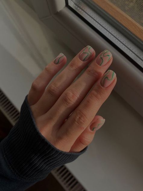 Nail Ideas Manicures, Simple Nails Gel, Minimal Nail Art, Nail Ideas Simple, Nails Minimal, Minimal Nail, Nails Grunge, Spring Nail Ideas, Funky Prints