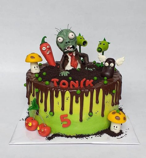 Plants And Zombies, Zombie Birthday Cakes, Plants Vs Zombies Cake, Plants Vs Zombies Birthday Party, Zombie Cake, Zombie Birthday Parties, Zombie Birthday, Plant Zombie, Zombie Party