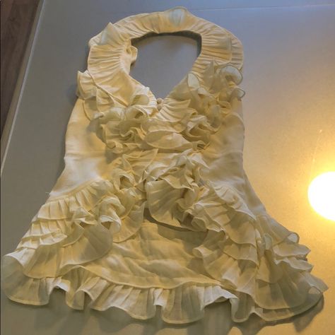 Creme Ruffle Detail Halter Top. Brand New Never Worn Without Tags Brazil Festival, Poshmark Finds, Halter Tops, Nice Things, Halter Top, Fiber Art, Brazil, Fashion Inspo, Cute Outfits