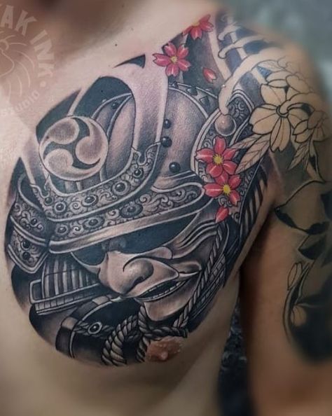 Japan Chest Tattoo, Anime Chest Tattoo, Japanese Chest Tattoo, Tattoo Japonais, Chest Tattoos For Men, Anime Arms, Man Chest, Ball Tattoo, Tattoo Me