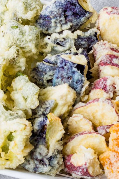 Learn how to quickly cook delicious, light Eggplant Tempura with this easy recipe, and Enjoy the wonderful flavor of a classic Japanese dish at home! Eggplant Tempura, Sweet Potato Tempura, Tempura Batter Mix, Tempura Sauce, Japanese Eggplant, Recipe Eggplant, Tempura Recipe, Tempura Batter, Batter Mix