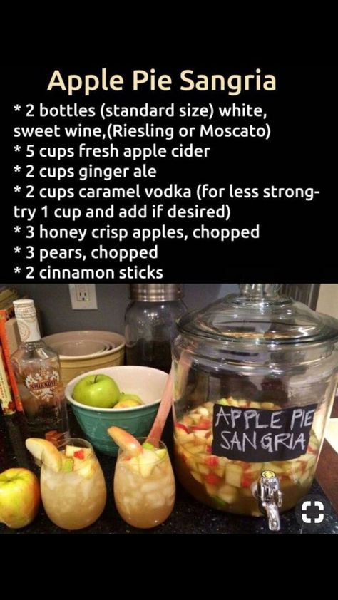 Riesling Sangria, Apple Pie Sangria, Fall Sangria Recipes, Resep Koktail, Apple Sangria, Honey Crisp, Caramel Vodka, Sweet White Wine, Thanksgiving Drinks