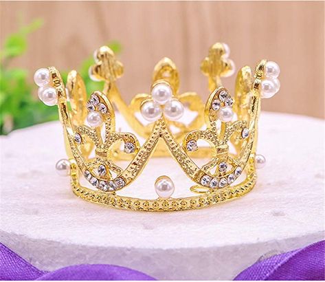 AmazonSmile: Round Mini Rhinestone Crown Pearl Crystal Princess Crown Bridal Wedding Newborn Baby Crown Silver: Clothing Crown Cake, Mini Crown, Crown Pattern, Rhinestone Crown, New Metal, Pearl Design, Princess Crown, Birthday Cake Decorating, Baking Accessories