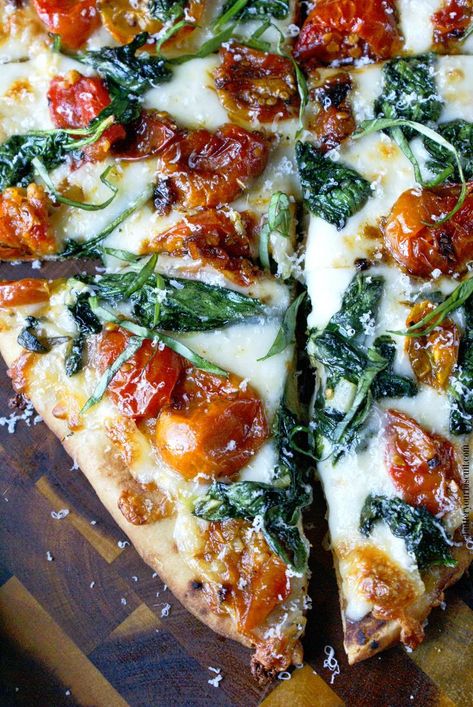 Spinach Flatbread, Cooking Fever, Naan Pizza, Roasted Cherry, Roasted Cherry Tomatoes, Flatbread Recipes, Flatbread Pizza, Roasted Tomato, Think Food