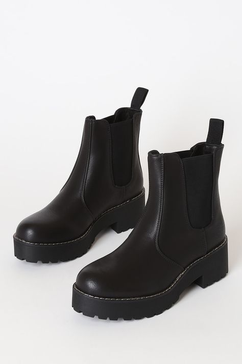 Black Platform Chelsea Boots, No Heel Black Boots, Black Chelsea Combat Boots, Black Boots Aesthetic, Black Platform Ankle Boots, Black Boots Ankle, Emo Cringe, Aesthetic Boots, Black Chunky Boots