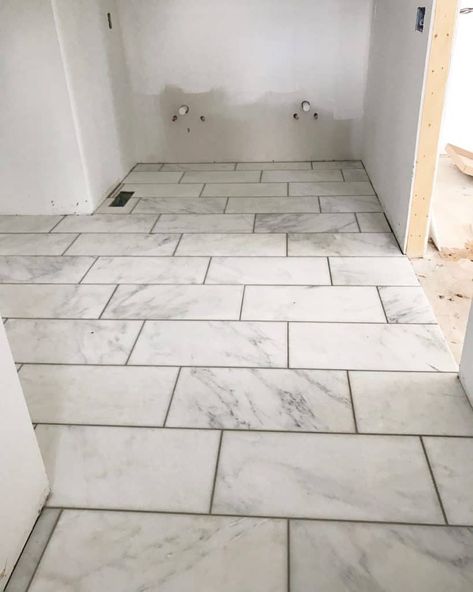 Marble Bathroom Floor, Bathroom Floor Tile, Marble Tile Bathroom, Tiles Ideas, Tile Kitchen, Kitchen Marble, Dream Bathrooms, Bathroom Floor Tiles, Marble Bathroom