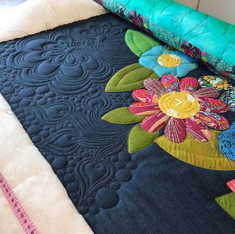 Free Motion Pattern, Free Motion Designs, Free Motion Quilting Patterns, Freemotion Quilting, Handi Quilter, Longarm Quilting Designs, Home Stretch, Circle Quilts, Flower Quilts