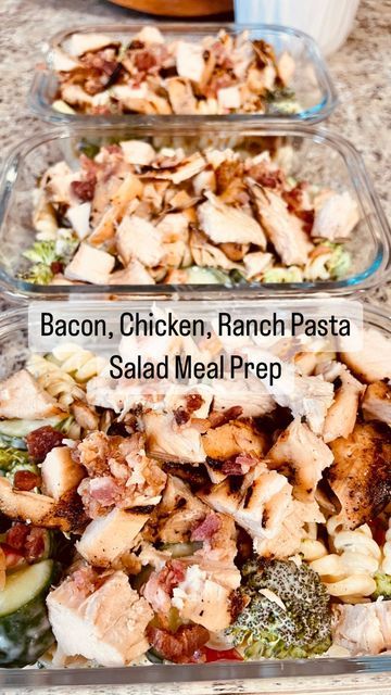 Katie on Instagram: "Bacon Chicken Ranch Pasta Salad Meal Prep 💪🏼😋 This pasta salad was amazing and so filling because it has over 45g of protein! I actually ate this last week for my 12 hour shifts but just got around to editing and posting the video today! Pasta salad recipe: • 1 bag of @aldentepastaco Carba nada fusilli pasta • 2 cups of chopped broccoli • 3 mini cucumbers • 4 mini red peppers • 1 cup of blended low fat cottage cheese mixed with ranch dip (to make just blend an entire Bacon Chicken Ranch Pasta, Chicken Ranch Pasta Salad, Pasta Salad Meal Prep, Pasta Salad Meal, Summer Detox, Chicken Ranch Pasta, Chicken Bacon Ranch Pasta, Chicken Ranch, Bacon Chicken