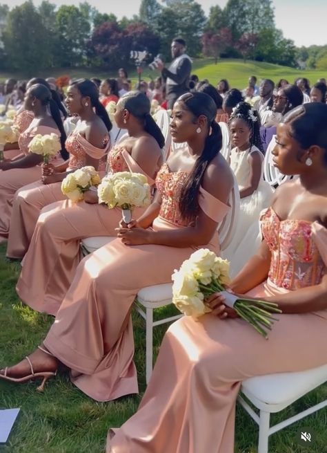 Peach Dress Outfit, Bridal Maid Dress, Nigerian Bridesmaid Dresses, Bridal Maids, African Bridesmaids, Bridesmaids Makeup, Peach Color Dress, Brown Bridesmaid Dresses, Mermaid Long Bridesmaid Dresses