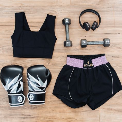 Boxing Uniform Women, Kickboxing Women Outfit, Women Boxing Outfit, Womens Boxing Outfit, Mma Outfit Women, Kickboxing Outfit For Women, Boxing Girl Outfit, Boxing Outfits, Boxing Outfit For Women