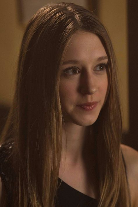 Tate And Violet, Taissa Farmiga, American Horror Story Seasons, American Horror Story Coven, American Beauty, Horror Story, Girl Crushes, Fav Celebs, American Horror