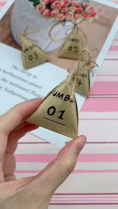 Advent Calendar Packaging Diy, Origami Advent Calendar, Advent Calendar Crafts For Kids, Advent Calendar Boxes Diy, Home Made Advent Calendar Ideas, Advent Calenders Diy, Self Made Advent Calendar, Advent Calendar Ideas Diy What To Put In, Easy Advent Calendar Diy